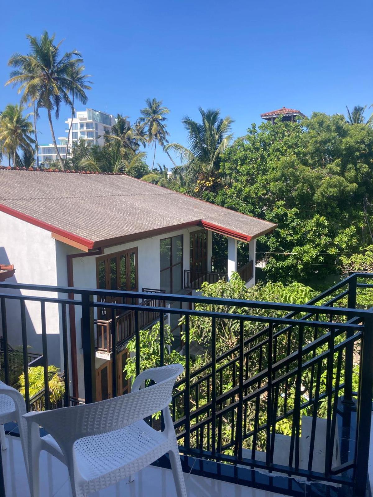 Masith Guest House Unawatuna Exteriör bild