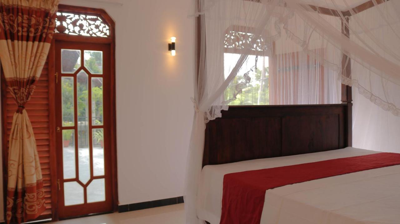 Masith Guest House Unawatuna Exteriör bild