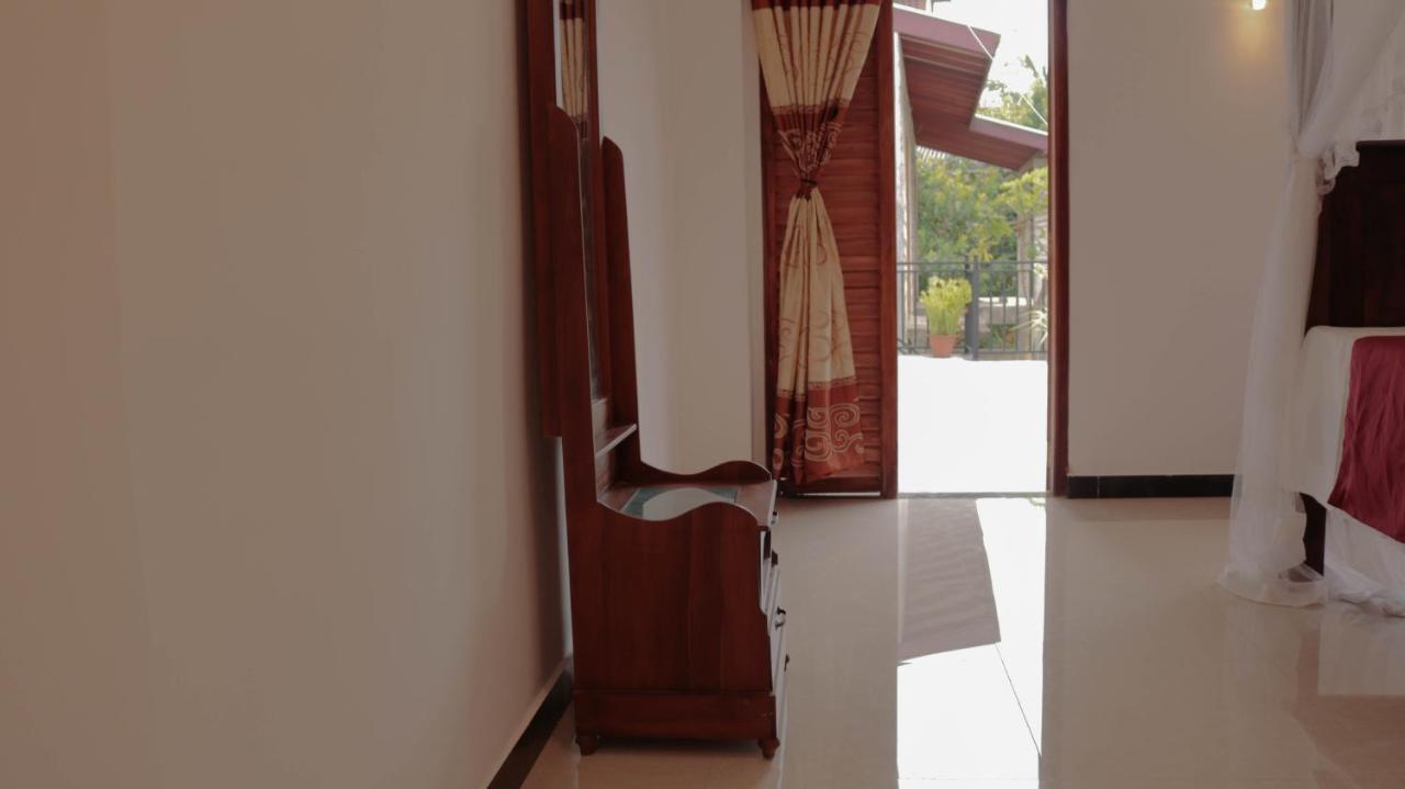 Masith Guest House Unawatuna Exteriör bild
